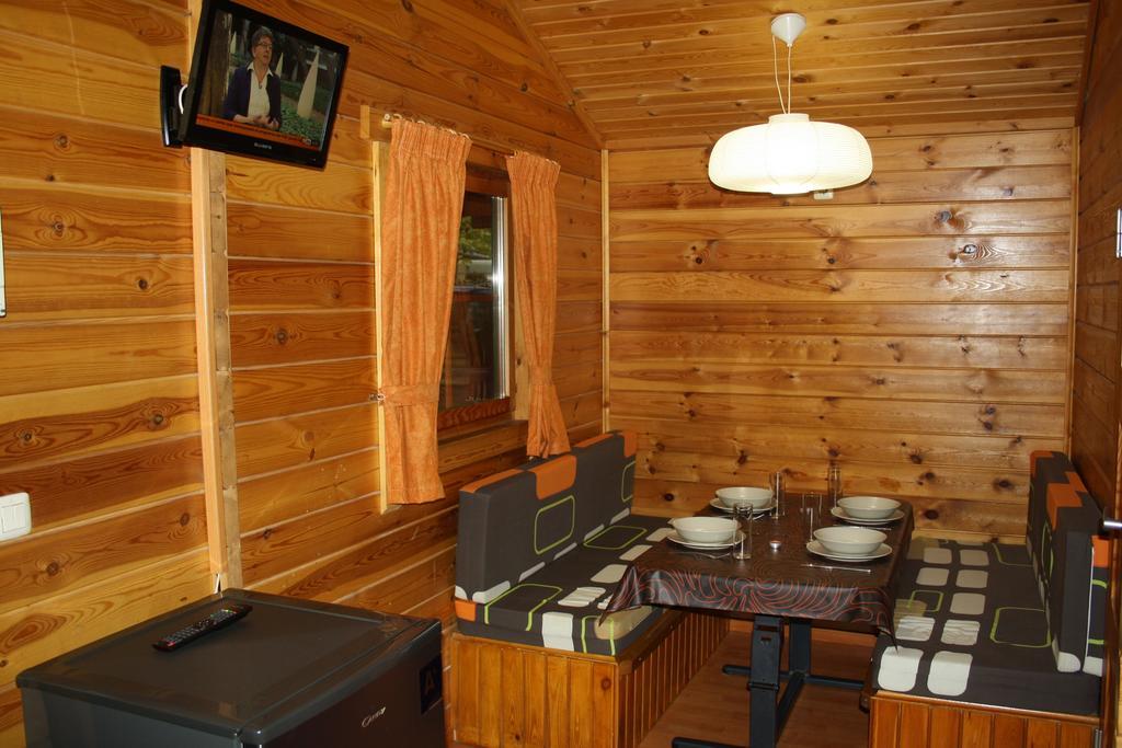 Bungalows Conca De Ter Vilallonga de Ter Pokój zdjęcie
