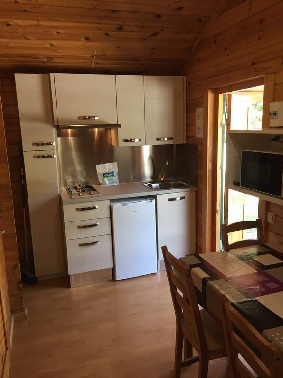 Bungalows Conca De Ter Vilallonga de Ter Zewnętrze zdjęcie