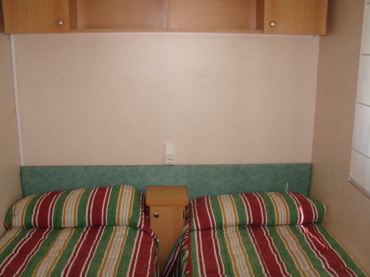 Bungalows Conca De Ter Vilallonga de Ter Zewnętrze zdjęcie